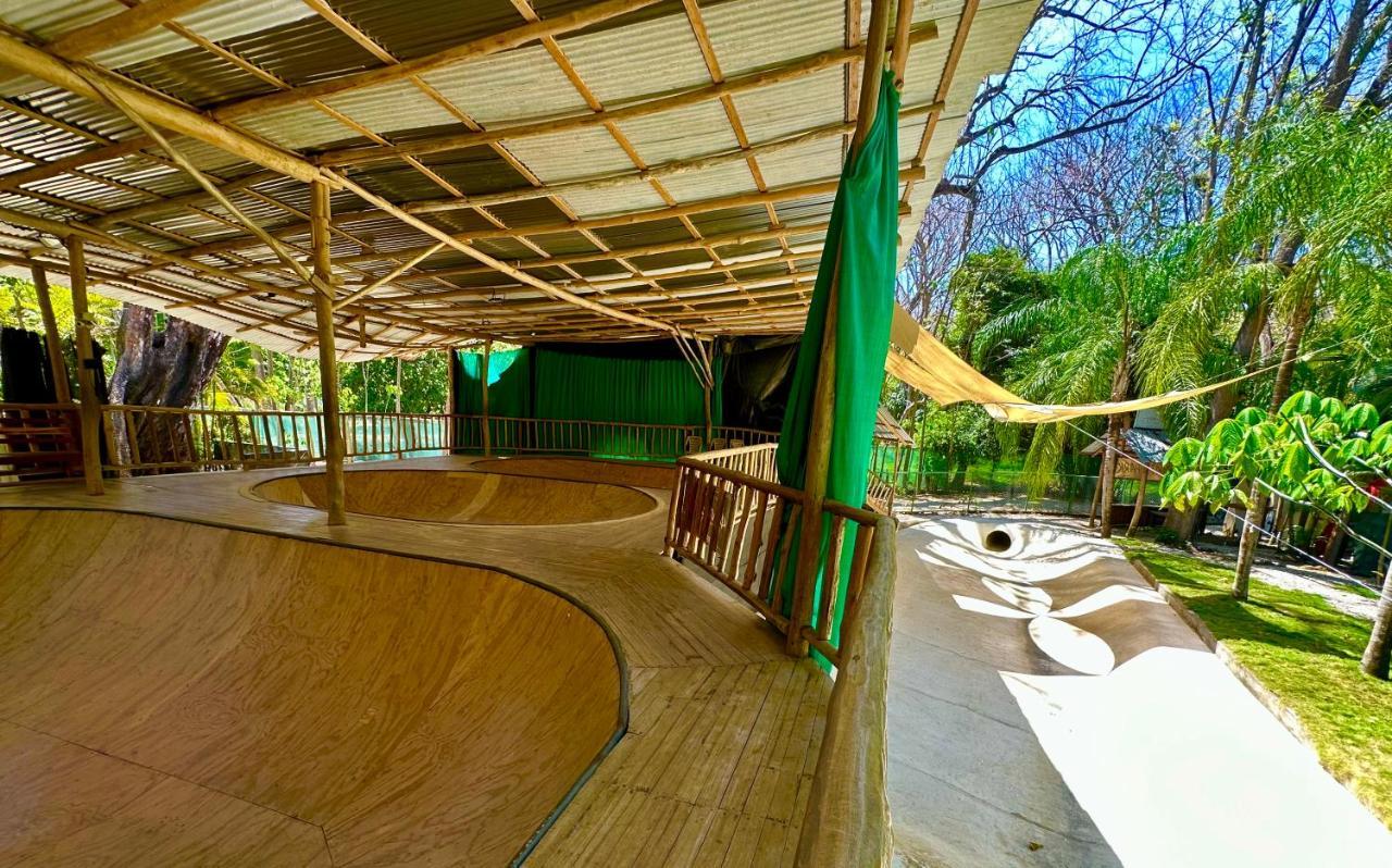 Pacifica Surf Studios Playa Santa Teresa  Exteriör bild